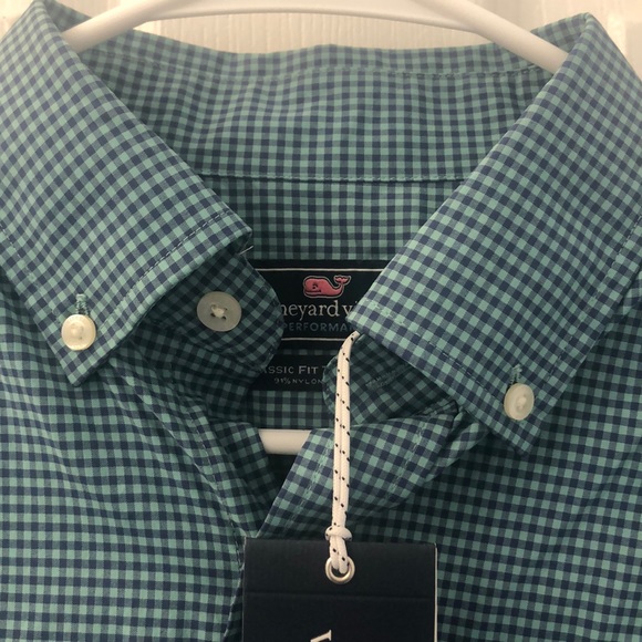 NWT Vineyard Vines Tucker Button-Down Whale Shirt - Picture 3 of 8